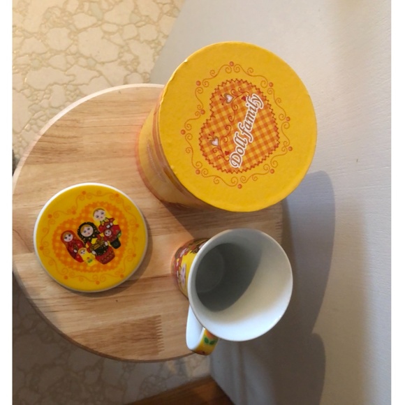 Vintage Matryoshka Russian dolls mug and coaster NWT - Picture 9 of 9